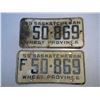 Image 2 : 2 1959 White/Black Saskatchewan Matching License Plates