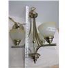 Image 3 : Polished Brass Chandelier - 3 Bulb