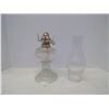 Image 3 : Antique Oil Lamp w/ Glass Chimney