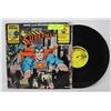 Image 1 : SUPERMAN RECORD AND COMIC.