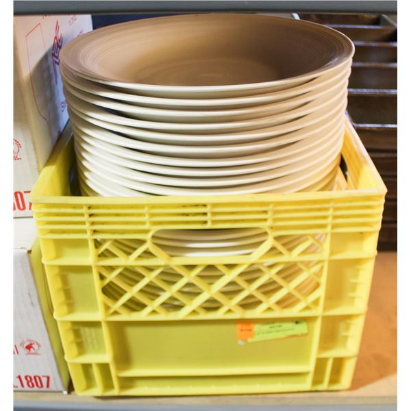 LOT OF 29 DEEP DISH PLATES