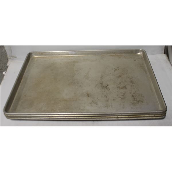 LOT OF 4 FULL SIZE BUN PANS