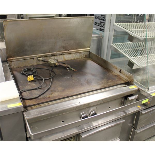 QUEST NATURAL GAS 36" SKILLET