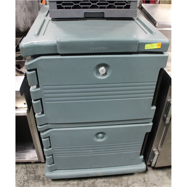 CAMBRO TWO TIER HOT FOOD CARRIER ON CASTORS