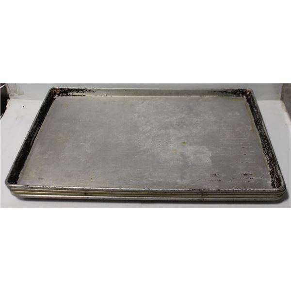 LOT OF 4 FULL SIZE BUN PANS