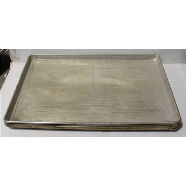 LOT OF 4 FULL SIZE BUN PANS