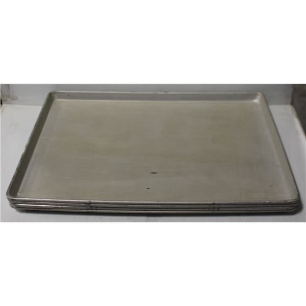 LOT OF 4 FULL SIZE BUN PANS