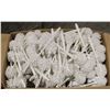 Image 1 : LARGE BOX OF TOILET BRUSHES