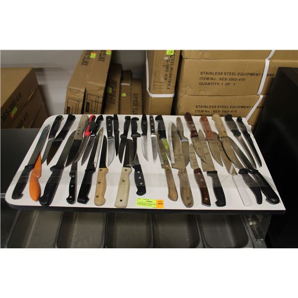 32 ASSORTED KITCHEN KNIVES ON WOOD BOARD  29"X16"