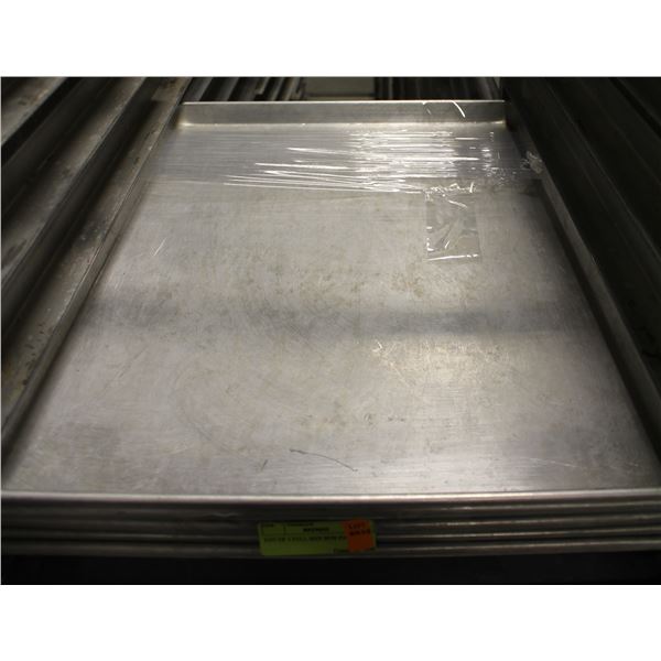 LOT OF 5 FULL SIZE BUN PANS