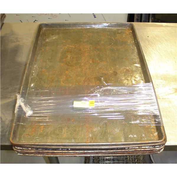 LOT OF 6 FULL SIZE BUN PANS