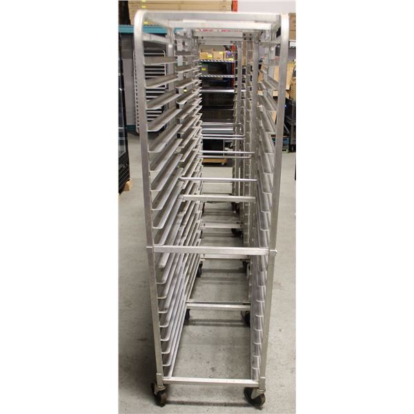 BAKERS RACK ON CASTORS 20"X26"X69"
