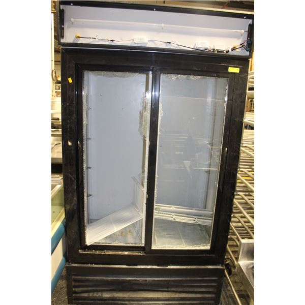 UPRIGHT GLASS DOOR COOLER *AS IS, BROKEN GLASS
