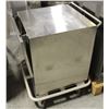 Image 1 : S/S CABINET ON CASTORS W/ EXTENSION