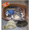 Image 1 : BOX OF MANY ASSORTED KITCHEN SUPPLIES