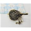 Image 1 : 13) BRONZE TONE KIWI BIRD BROOCH WITH A GREEN