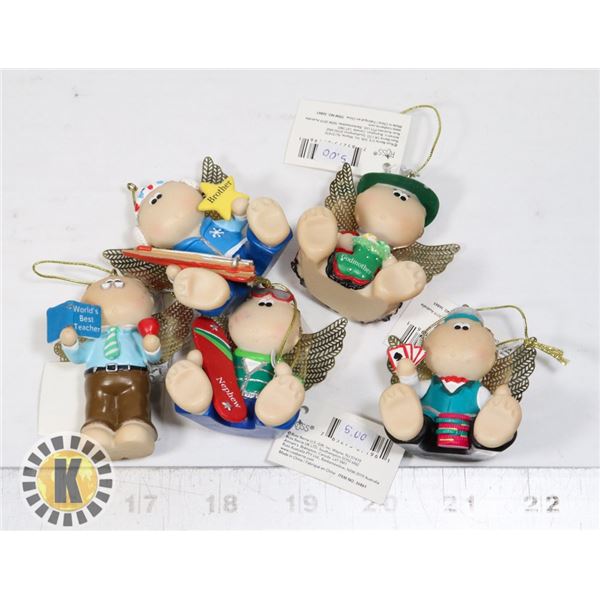 BUNDLE OF CHRISTMAS TREE ORNAMENTS