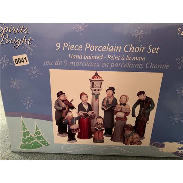 8 Peice Porcelain Choir Set