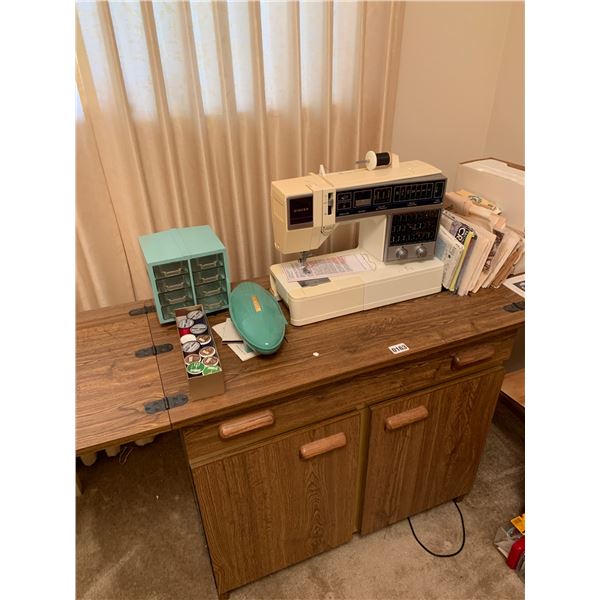 Singer Sewing Machine (SN:H90165078) And Desk