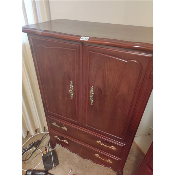 2 Dressers & End Table