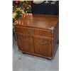 Image 1 : DREXEL SIDE CABINET W/1 DRAWER & 2 DOORS