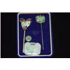 Image 1 : ANTIQUE CHINESE JADE HAIR PINS (2) & JADE PIECES (2) (4 PCS)
