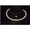 Image 1 : 14K WG PEARL (9MM) CHOKER W/EXTRA PEARL