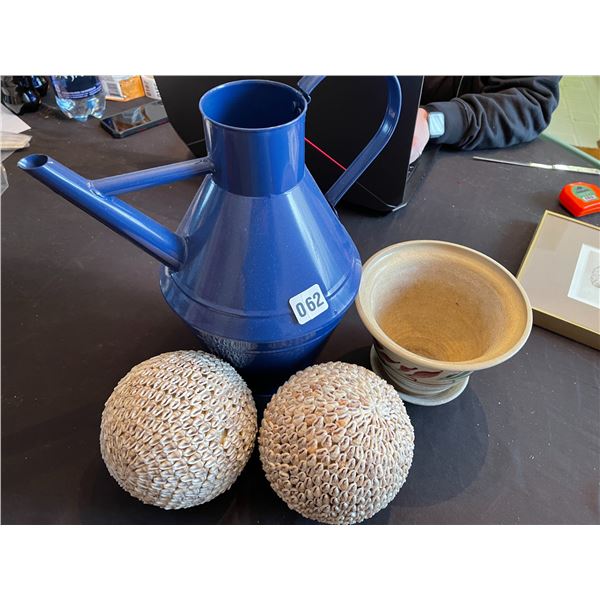 Seashell Garden Balls - Watering Can - Ceramic Pot
