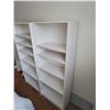 Image 2 : 2 White Bookcases 5.5' Tall