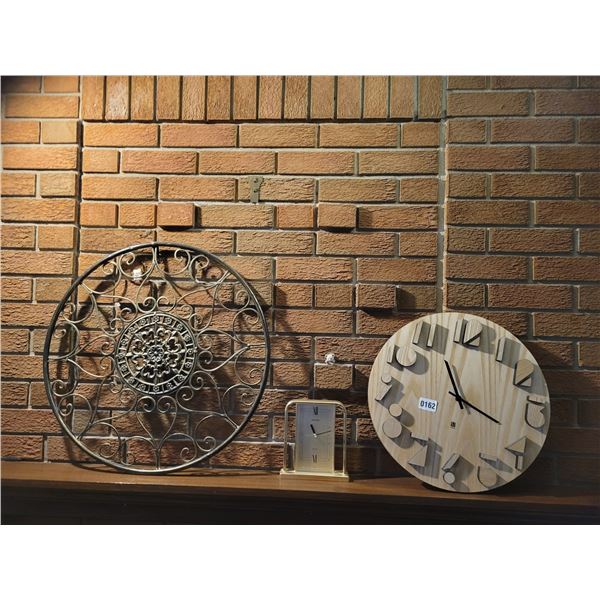 Clocks & Circular Wall Decoration 22" in Diameter
