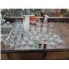 Image 1 : Bar Set & Drinking Glasses