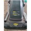 Image 2 : Yardworks 8 Amp Mulcher