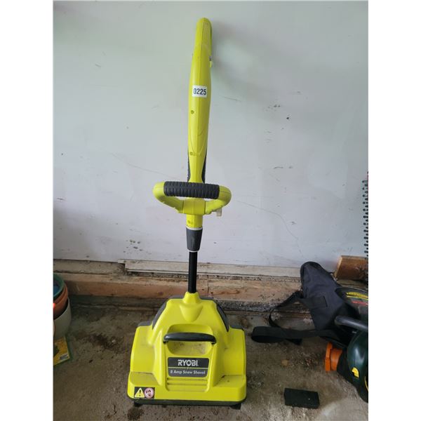 Ryobi 8 Amp Snow Shovel *No Battery*