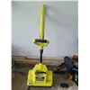 Image 1 : Ryobi 8 Amp Snow Shovel *No Battery*