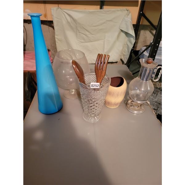 Various Vases & Lamp