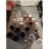 Image 1 : 19 Mugs & Pitcher