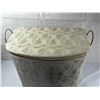 Image 3 : Vintage Laundry Hamper