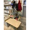 Image 1 : KING CANADA KC-116N ELECTRIC 13" BENCH DRILL PRESS (PARTS & REPAIR) WITH WORK STATION