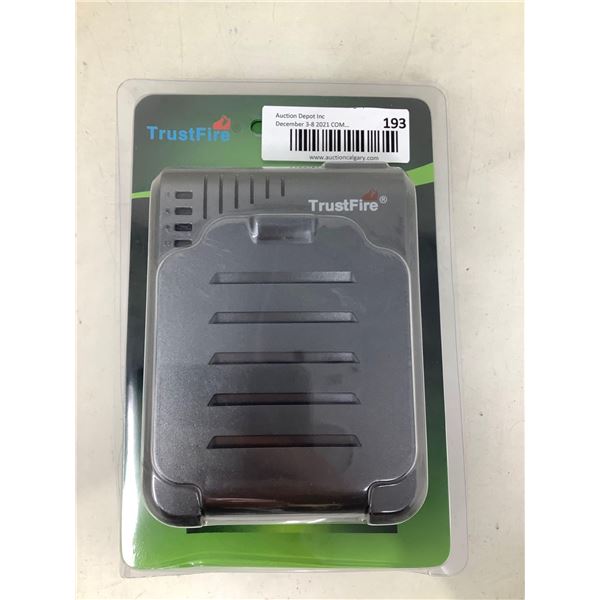 Trustfire Cylindrical Li-ion Battery Fast Charger