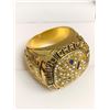 Image 4 : MLB CommemorativeÂ World Championship Ring - New York Yankees 2000 - JeterÂ 