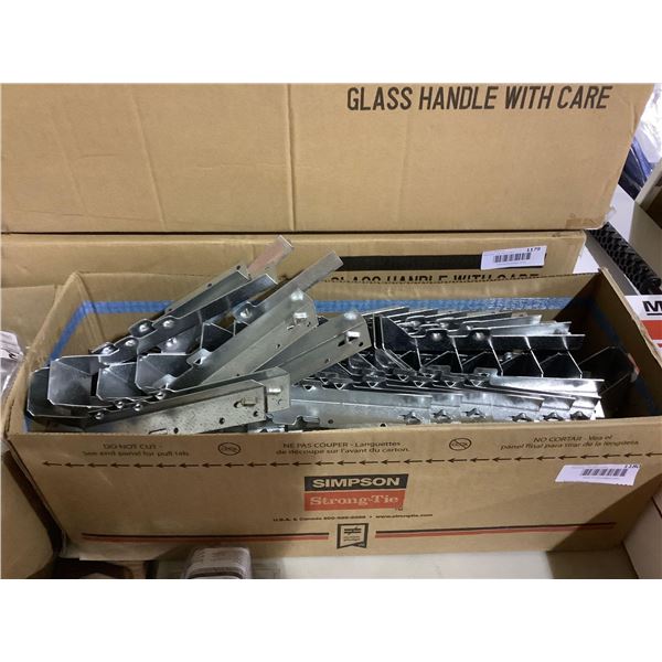 Box Lot  Simpson Strong Tie Face Mount Joist Hanger