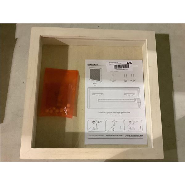 Hanging Hindged Shadow Box with Fancy Pushpins