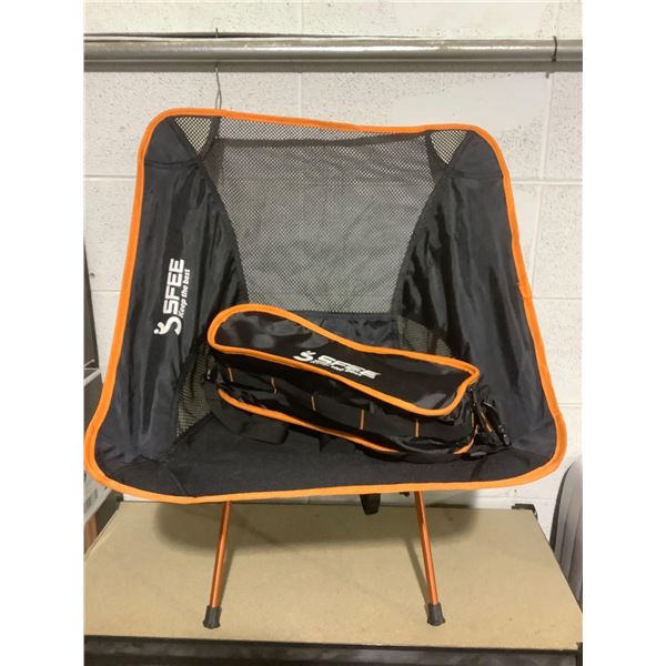 Seefe Lightweight and compact folding camping chair