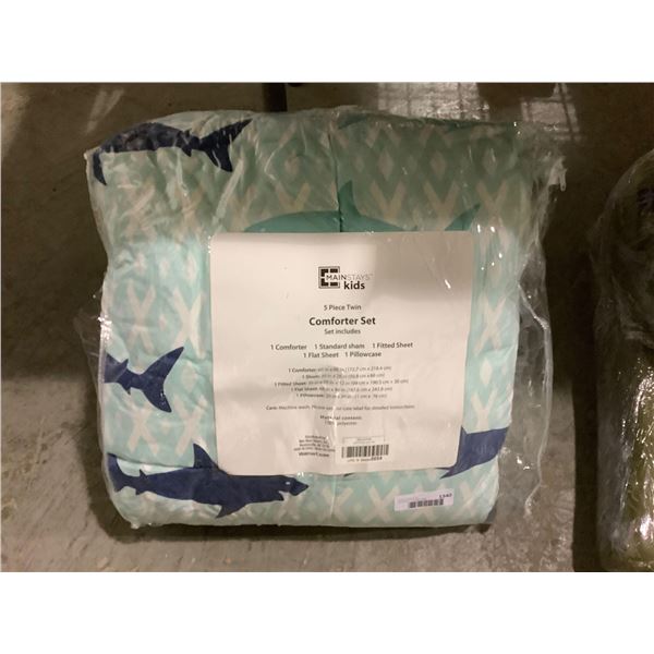 Mainstay Kids Comforter & Sheet Set - Nautical & Sharks
