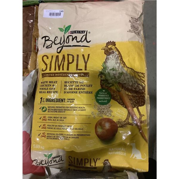 Purina Beyond Simply Limited Ingredient Chicken & Whole Oat Cat Kibble