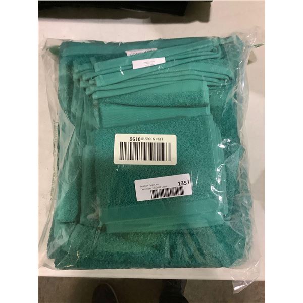 Full Bathroom Set Emerald Green Towels, Bath Sheet, Hand Towels and Face Cloths