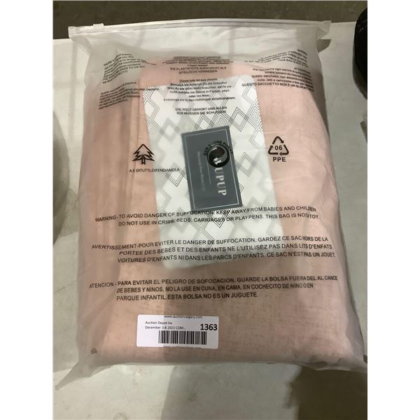 Duvet Cover - Pink - Twin Sized