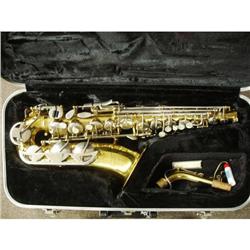 KING - SAX ALTO