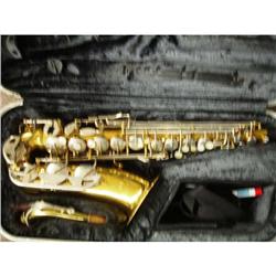 KING - SAX ALTO