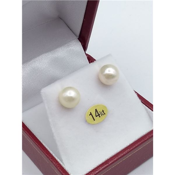 14kt. Yellow Gold 7.3mm genuine Akoya Cultured Pearl Earrings, W/A $2590.00